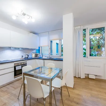 Housmart Val D'aposa 5 Apartament *