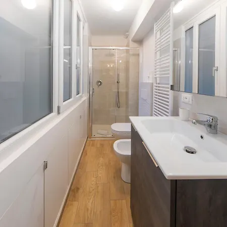 Housmart Val D'aposa 5 *