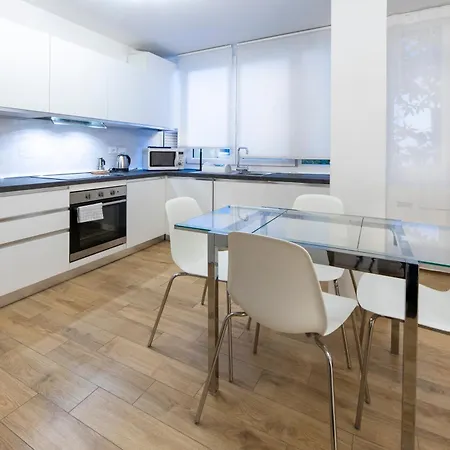 Housmart Val D'aposa 5 Апартаменты *