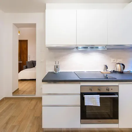 Housmart Val D'aposa 5 Апартаменты *