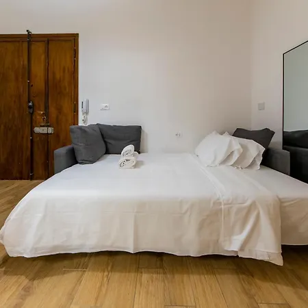 Housmart Val D'aposa 5 Апартаменты *